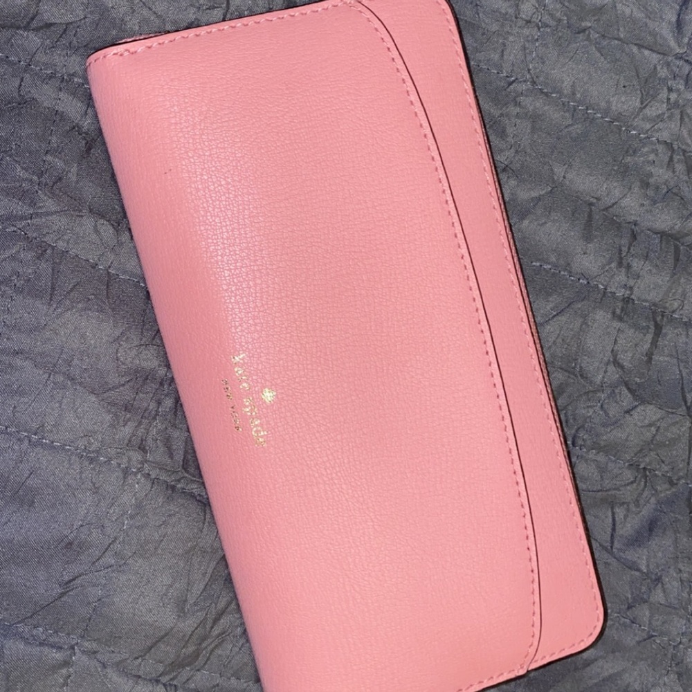 Kate Spade Wallet - Picture 3 of 4